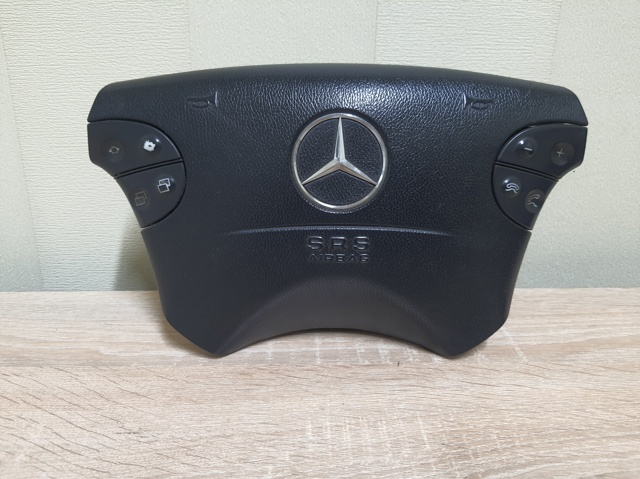 Подушка AIRBAG водительская A2104600398 MERCEDES