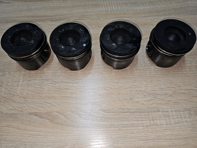 MERCEDES A6110301017 Поршень на 1 цилиндр в наличии Ужгород