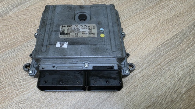 Мозги двигателя A6421500577 MERCEDES