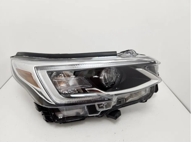 Фара основная правая 84002AN12A SUBARU
