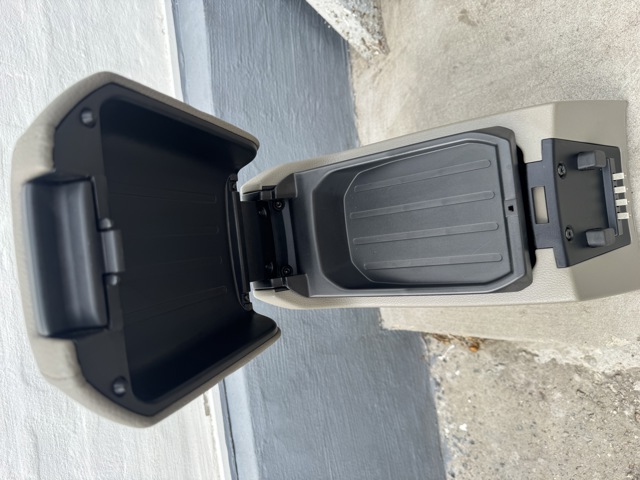 39987702 VOLVO купить в Украина