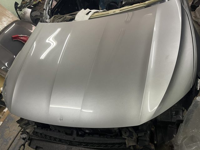 Капот двигателя 17A823031 VAG