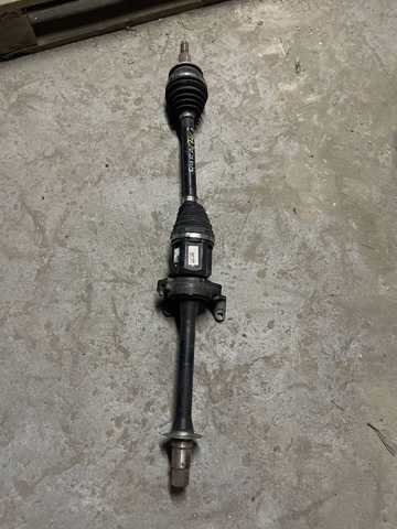 Привод правый 4341042351 TOYOTA
