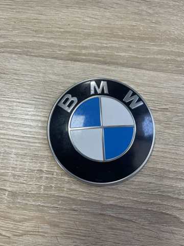 Эмблема на крышку багажника 51147057794 BMW