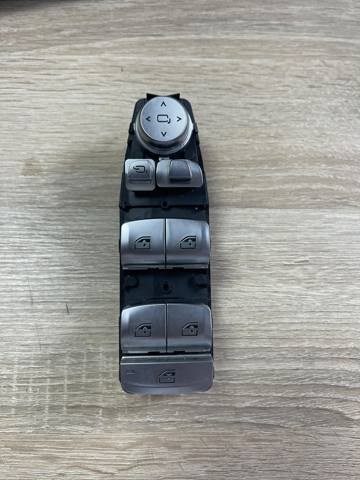 Кнопки переднего левого стеклоподъёмника 61316847099 BMW