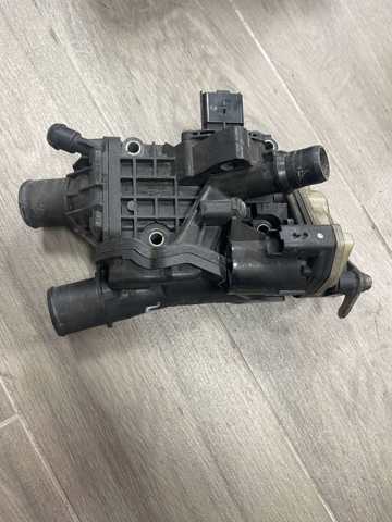 Корпус термостата 9804160380 PEUGEOT