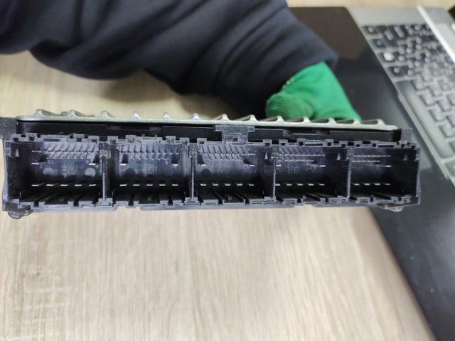 LAND ROVER DPLA14F392HE в наличии Киев