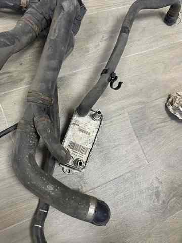 Нижний патрубок радиатора LR039251 LAND ROVER