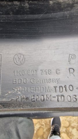 VAG 1K0807718 в наличии Винница