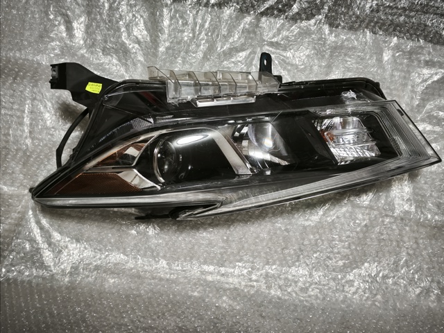 Фары 260604RF0B NISSAN