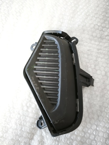 Ободок (окантовка) фары противотуманной левой 521280R150 TOYOTA