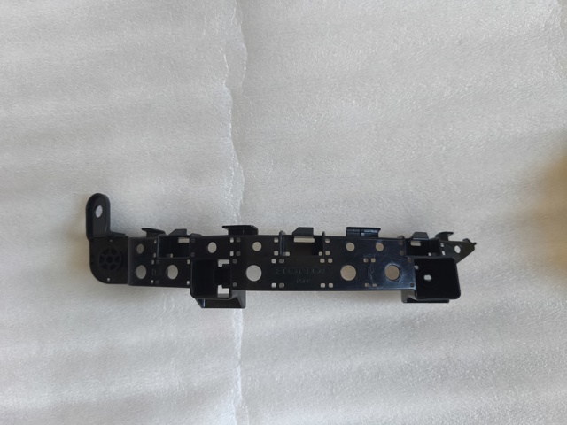 Кронштейн бампера переднего, правый 71193TLAA01 HONDA