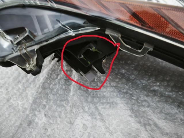 8107047711 TOYOTA Фара левая купить в Чернигов