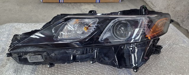 Фара 8115006C40 TOYOTA