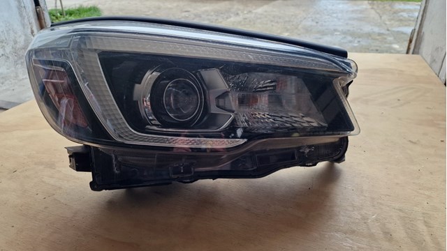 Фара комбинированная, передняя 84001SJ060 SUBARU