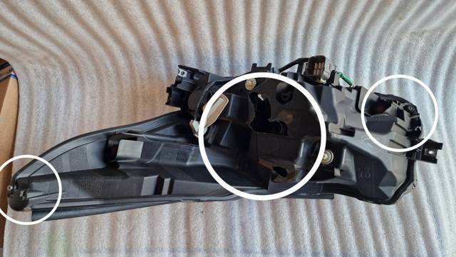 SUBARU 84002AN12A Правая фара в наличии Запорожье