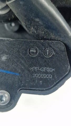 NISSAN 905006RR0A Замок багажника в наличии Чернигов
