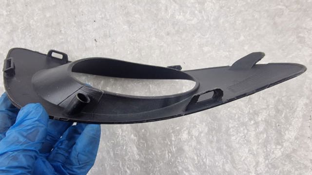 MERCEDES A90688503539B51 Заглушка (решетка) противотуманных фар бампера переднего правая в наличии Житомир