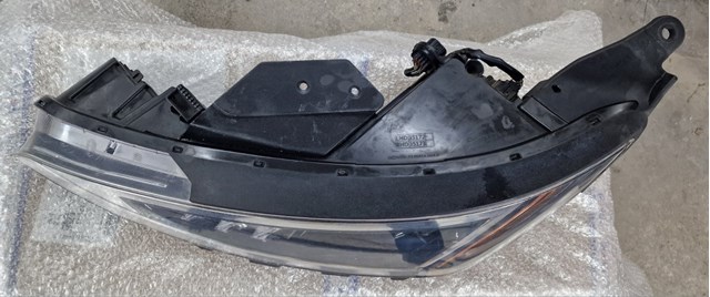 92101F2 HYUNDAI Фара левая купить в Сумы