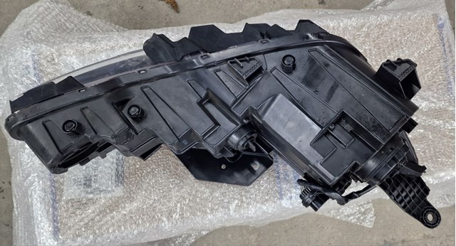 92101F2 HYUNDAI Фара левая купить в Житомир