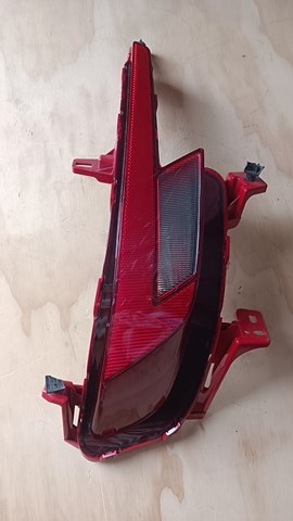 Правый катафот заднего бампера 92406F2510 HYUNDAI