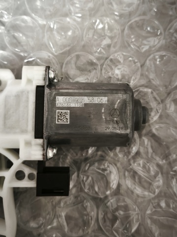 Привод электростеклоподъемника передний A0009065806 MERCEDES