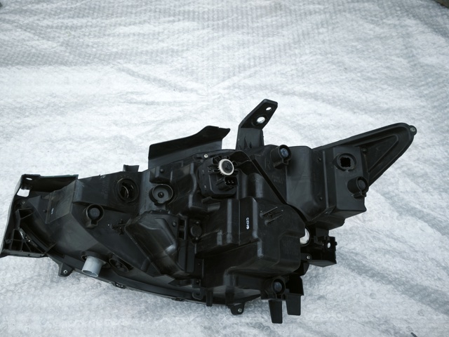 KB8A51030 Правая фара купить Украина