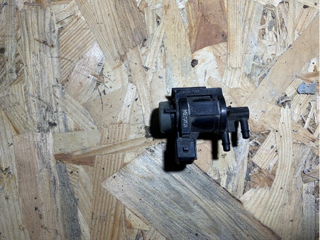 1J0906283A VAG Клапан соленоид регулирования заслонки EGR купить в Днепр