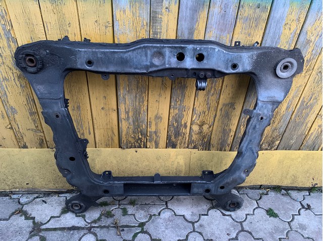 Крабобалка передней подвески 30793298 VOLVO