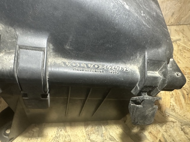 8624782 VOLVO Корпус воздушного фильтра купить в Житомир