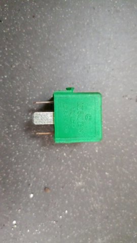 Реле компресора пневмопідвіски — фото 3