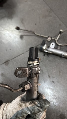 Датчик давления топлива — фото 3