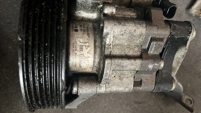 Насос гидроусилителя руля (ГУР) — фото 4