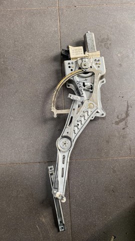 Двигун склопідіймача лівий передній opel vectra c