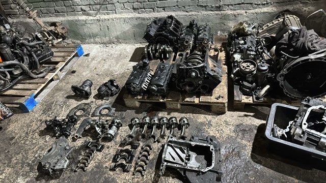 Шатун поршня двигателя 2.5 — фото 4