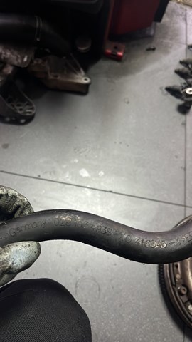 Патрубок вентиляції картера, масловіддільника — фото 2