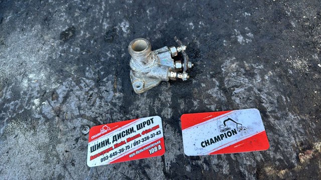 Фланец системы охлаждения (тройник)