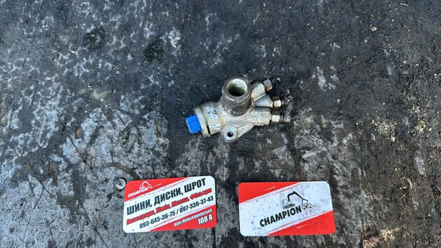 Фланец свечей накаливания