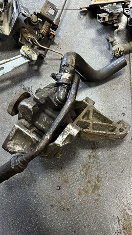 Кронштейн гур sharan 1.9 tdi — фото 2