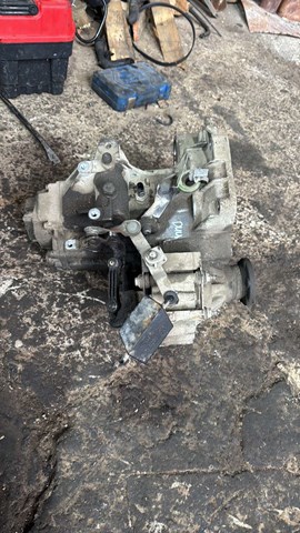 КПП в зборі(механічна коробка передач) — фото 4