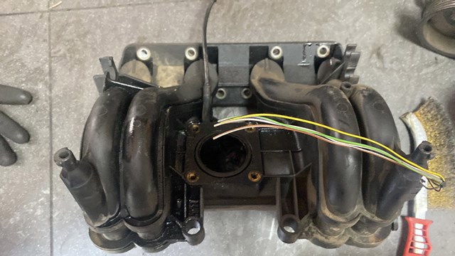 колектор впускний — фото 3