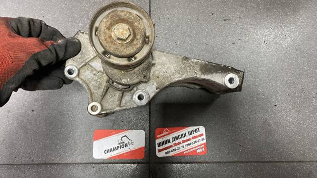 Кронштейн генератора — фото 3