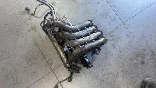 Коллектор впускной