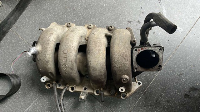 Коллектор впускной