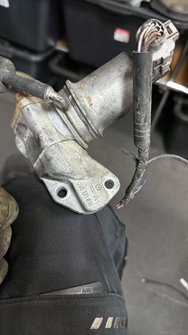 Клапан EGR рециркуляции газов — фото 2