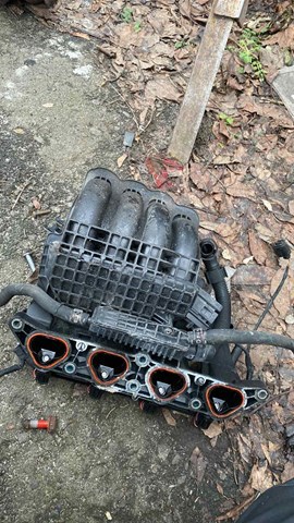 топливная рейка бензин skoda 1.4 — фото 2