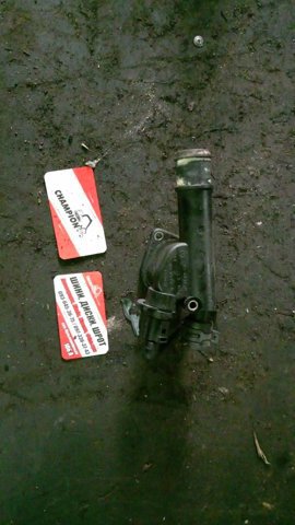 Фланец системы охлаждения (тройник) — фото 3