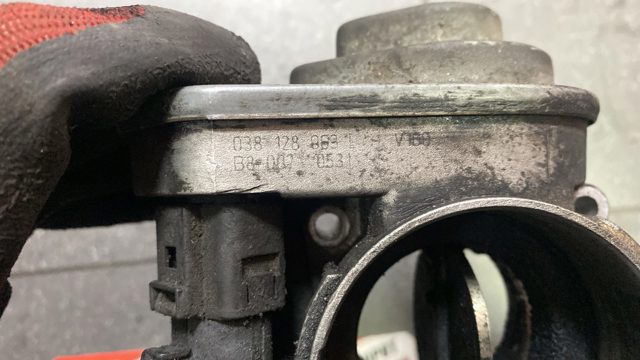 Дросільна заслінка в зборі — фото 2