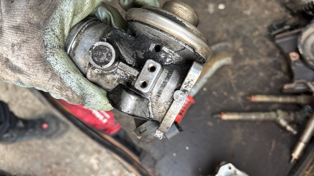 Клапан EGR рециркуляции газов — фото 2