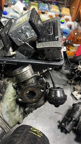 Клапан EGR рециркуляции газов — фото 3